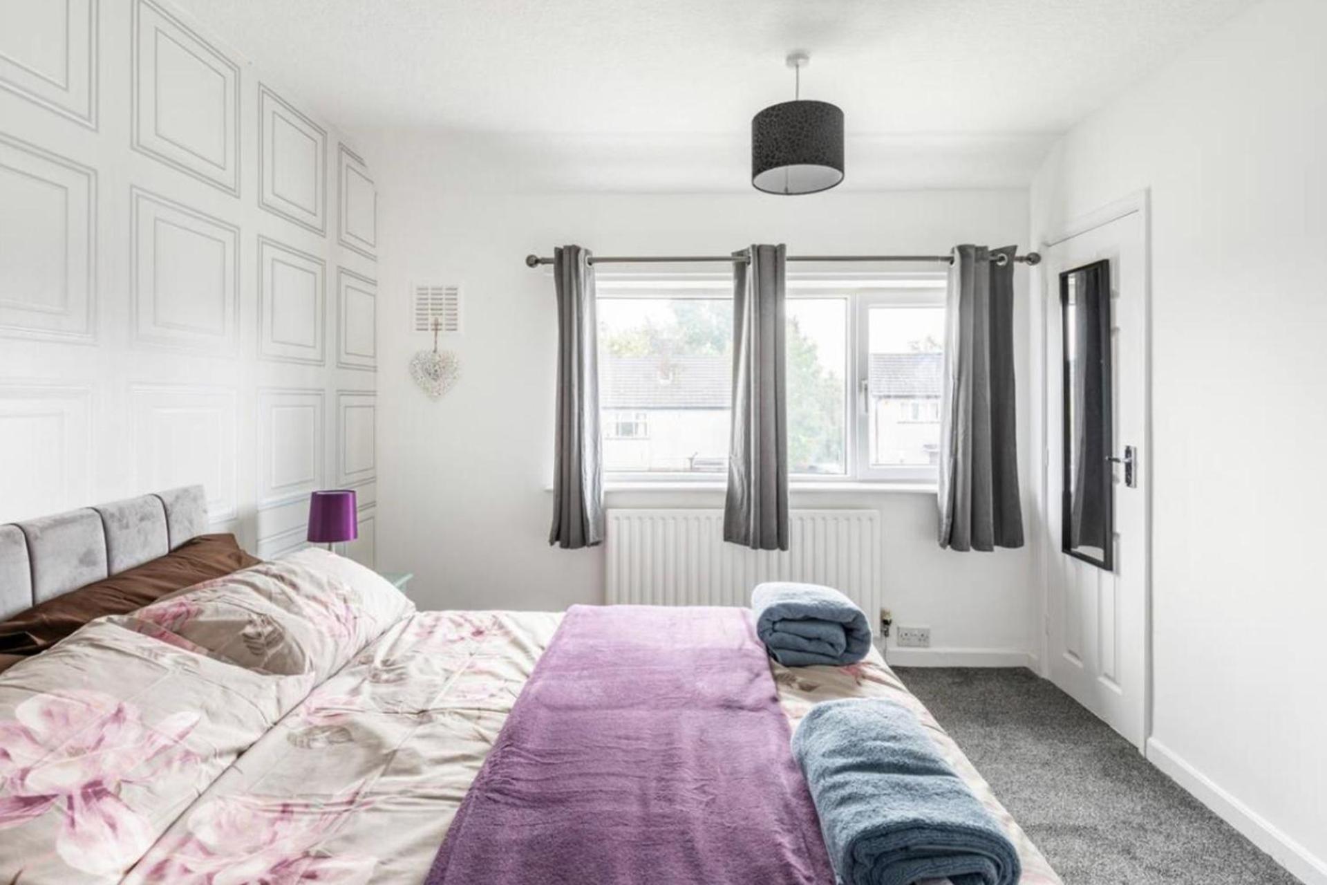 Come & Unwind In Charming 5 Bed House In Blackburn Blackburn  Dış mekan fotoğraf