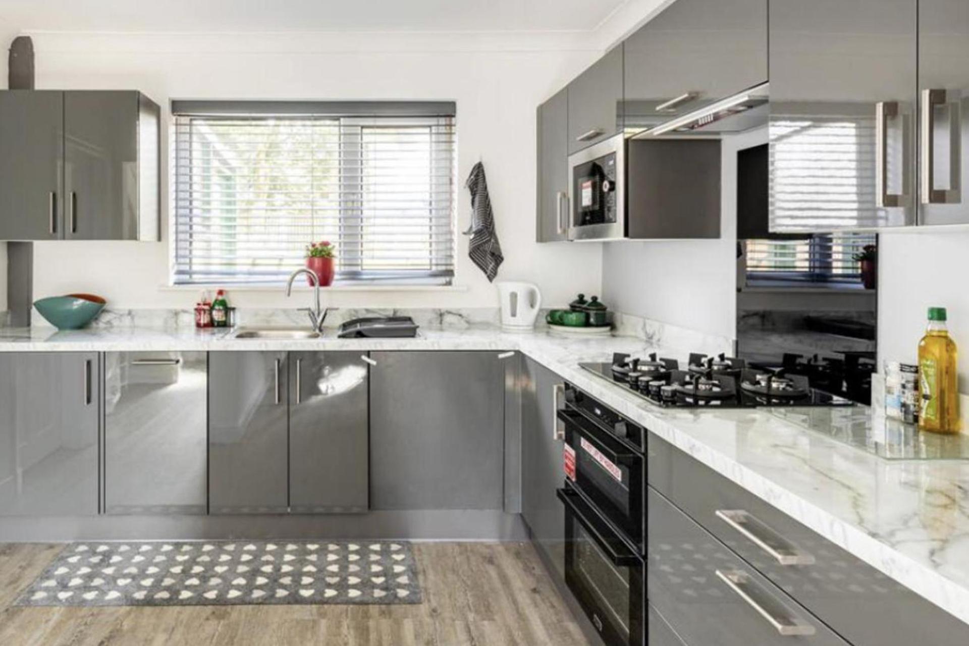 Come & Unwind In Charming 5 Bed House In Blackburn Blackburn  Dış mekan fotoğraf
