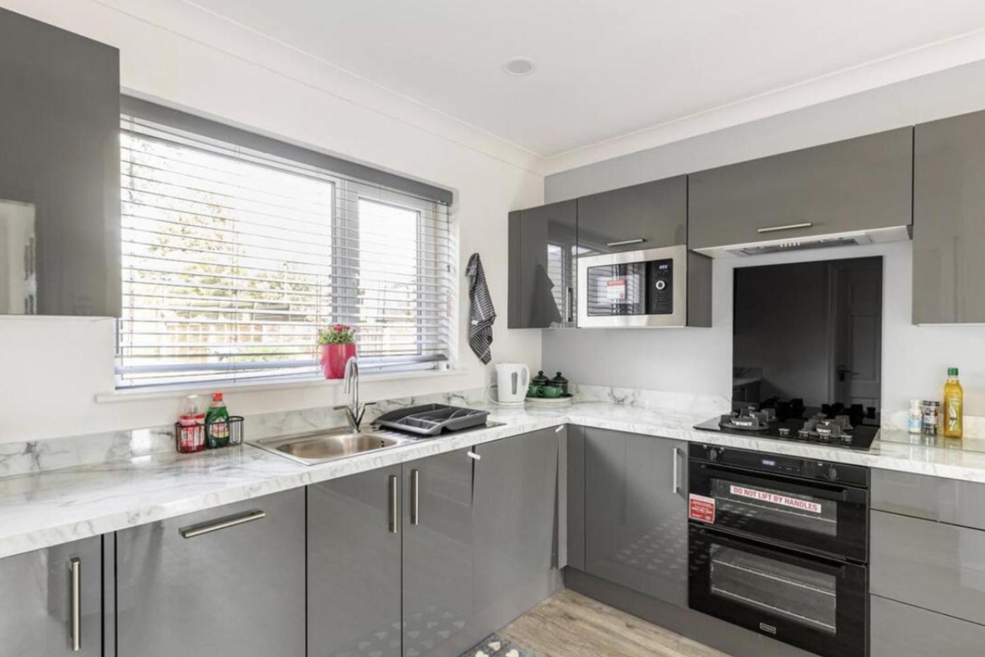 Come & Unwind In Charming 5 Bed House In Blackburn Blackburn  Dış mekan fotoğraf